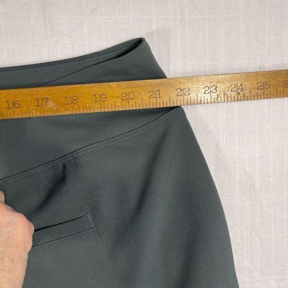 Athleta Green Pull On Straight Leg Stretch Trousers Endless Pants Size 20 - Picture 7 of 8